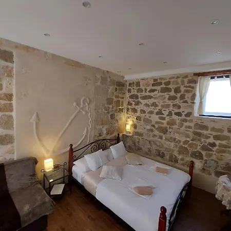 New Rustic Tonko Apartment