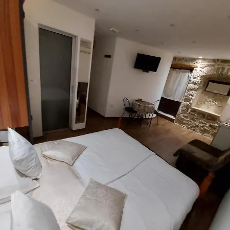 New Rustic Tonko Apartment *
