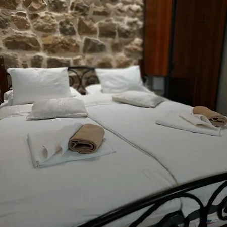 New Rustic Tonko アパート スプリト